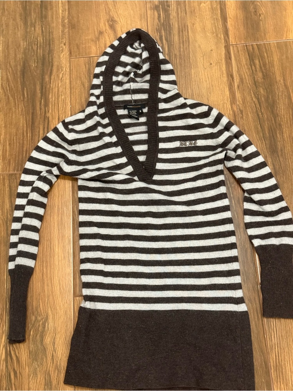 BCBGMaxMara Vintage Y2K Hooded V-Neck Sweater
